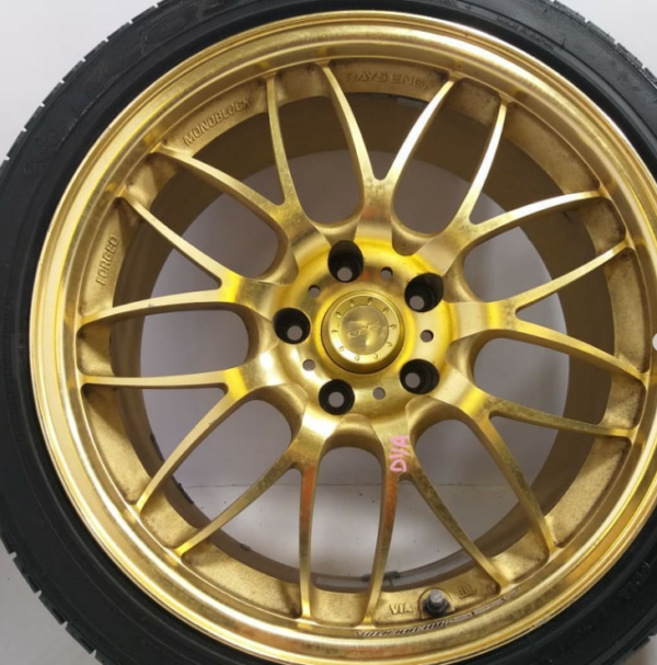 Volk Racing SE37A 18x8.5J / 18x9.5J ET38