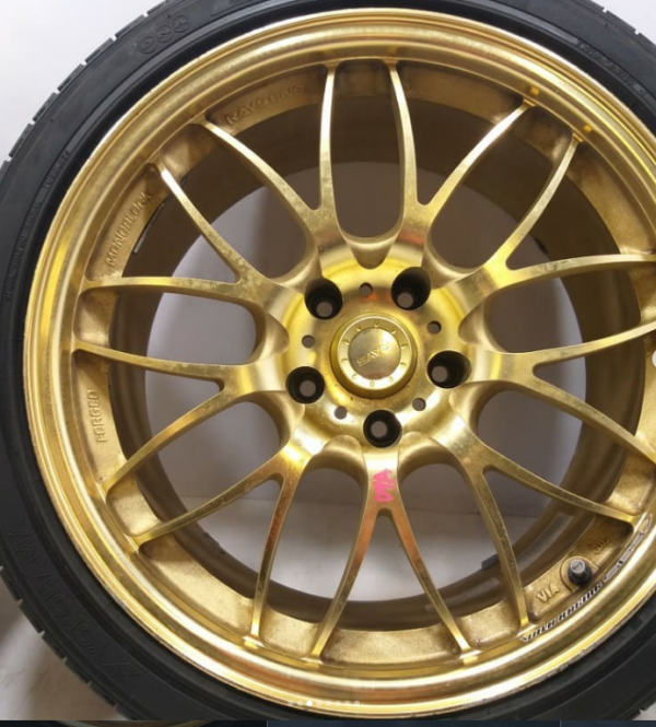 Volk Racing SE37A 18x8.5J / 18x9.5J ET38