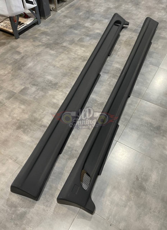 Side skirts ChargeSpeed style