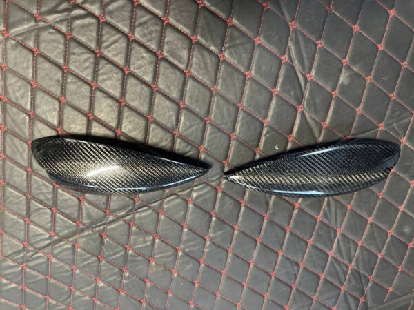 Carbon Headlight Eyelids – Subaru Impreza Bugeye